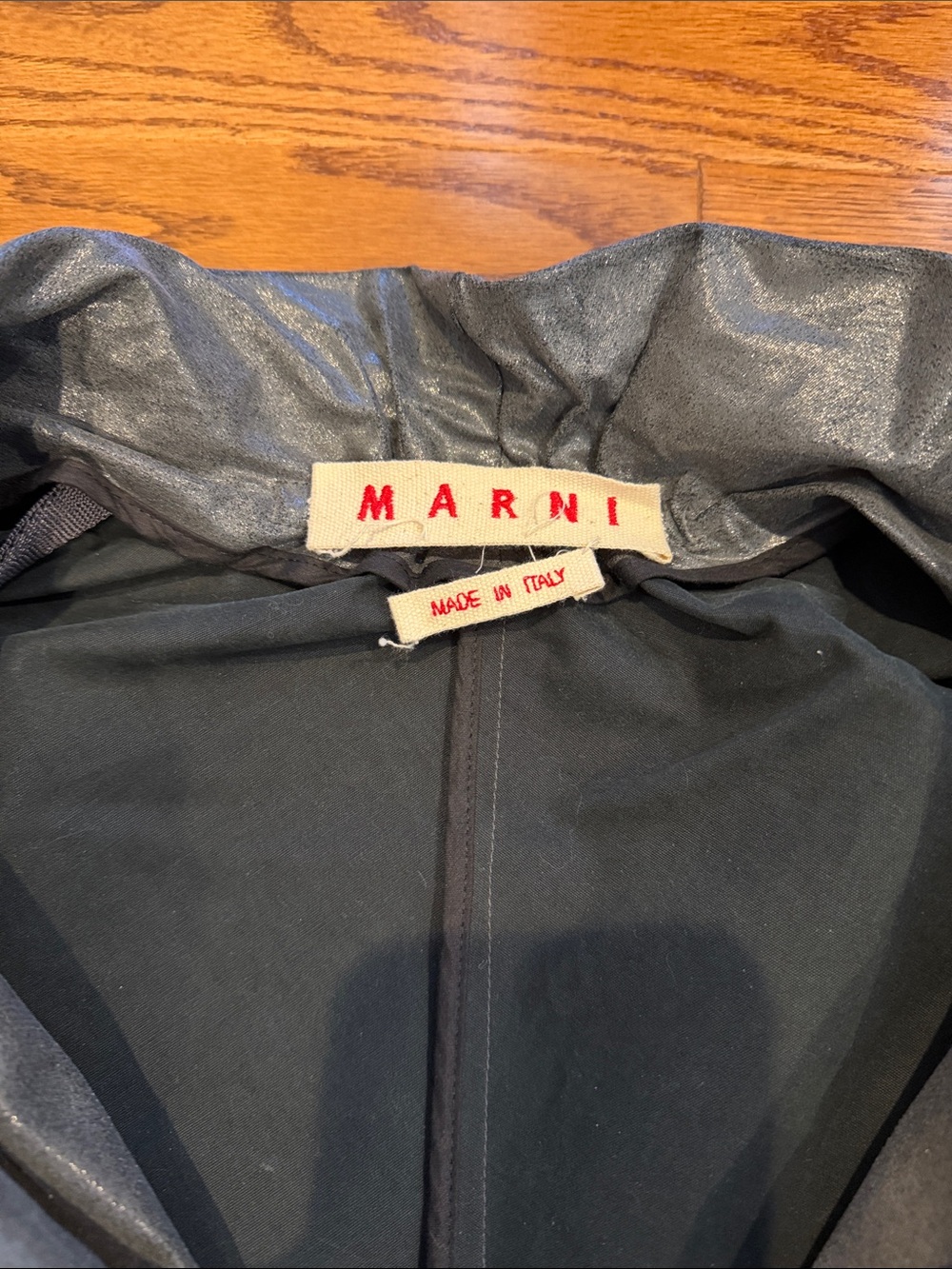 Marni Metallic Short-Sleeve Trench Coat in Shimmering Gray - Picture 11 of 14